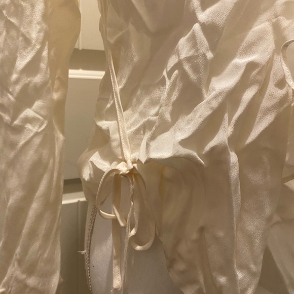 Line & Dot Haylee Wrap Top- NWT - Picture 3 of 7